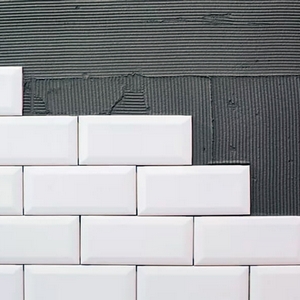 Укладання плитки кабанчик на кухонний фартух зі зміщенням