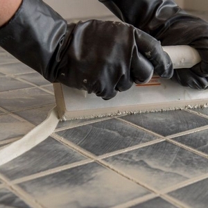 Затирання швів епоксидною затиркою – ідеально гладка поверхня