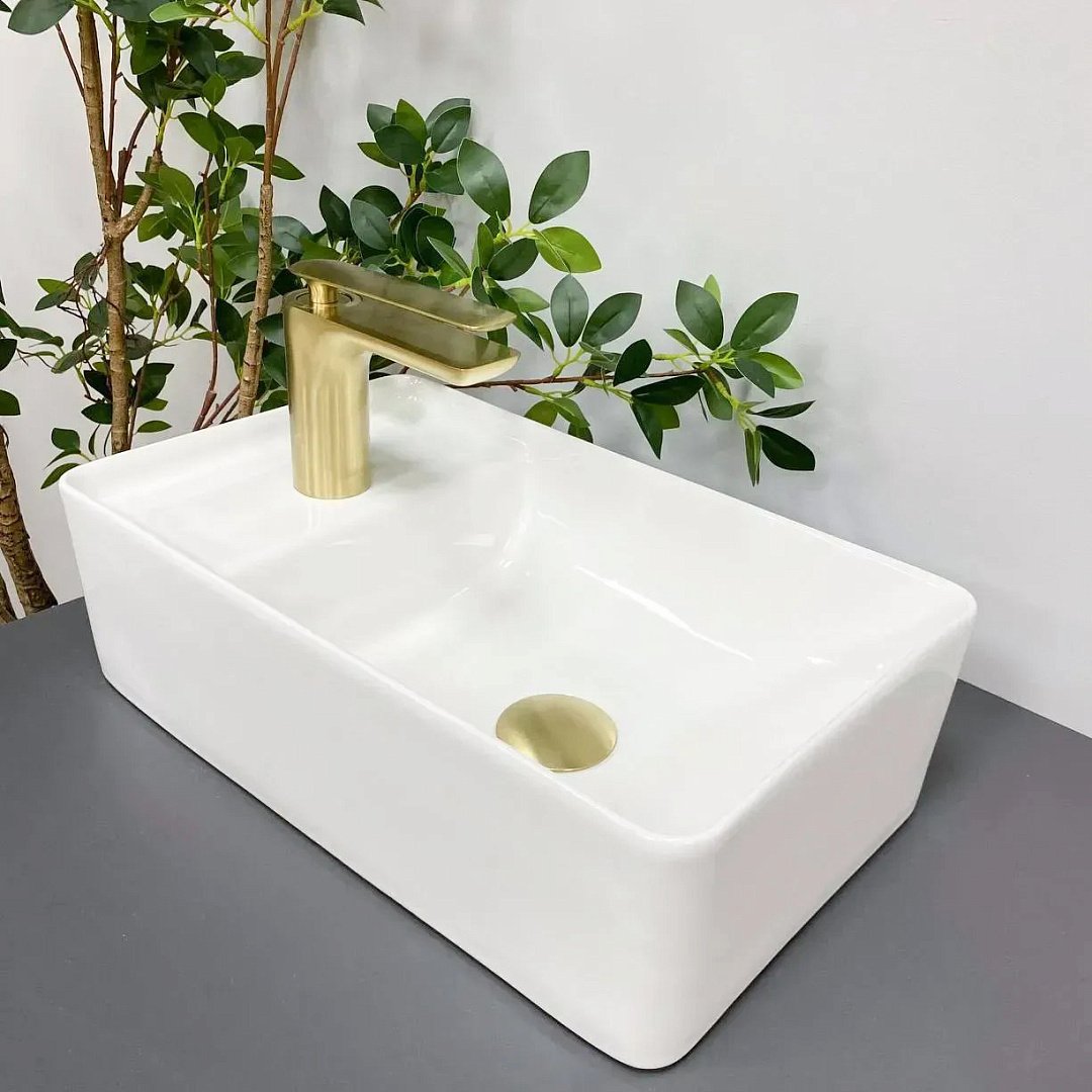 Раковины Умывальник (Раковина) VBI Lecco White Накладной VBI-015603 фото 1