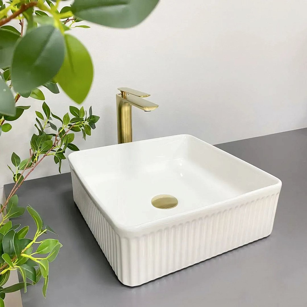 Раковины Умывальник (Раковина) VBI Bolzano White Накладной VBI-013800 фото 1